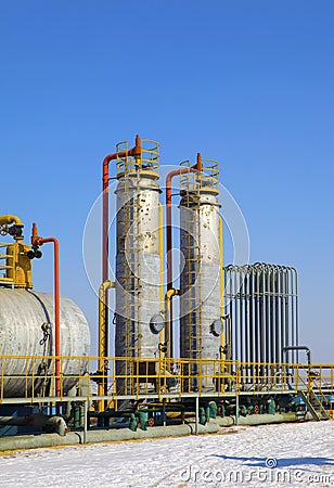 Oil and gas processing plant