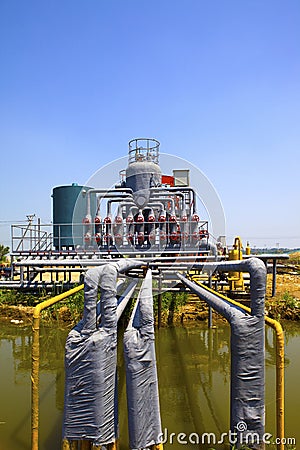 Oil and gas processing plant