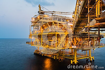 Oil platform