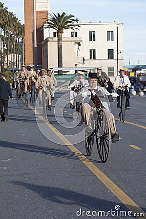 Old cycle cycling through history event in Imperia