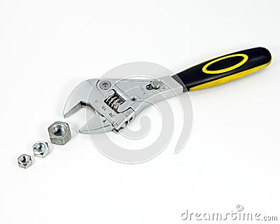 One size fits all: adjustable ratchet wrench