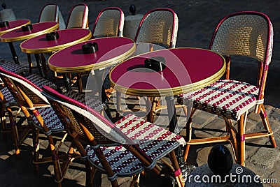 Outdoor cafe, Paris