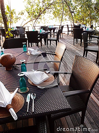 Outdoor seaside dining table & cutlery setting