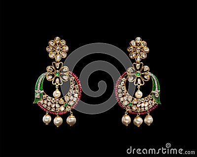 Pair of earrings