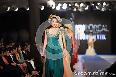 Pakistan Fashion Design Council (PFDC) Fall Fashion Week 2012