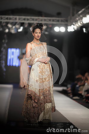 Pakistan Fashion Design Council (PFDC) Fall Fashion Week 2012