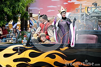 Parade with Evil Queen