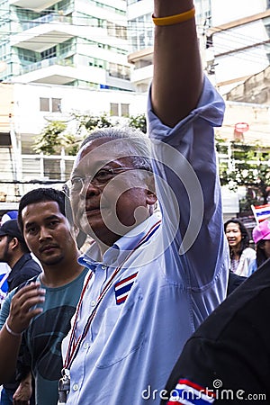 PDRC leader Suthep Thaugsuban continue the shutdown Bangkok camp