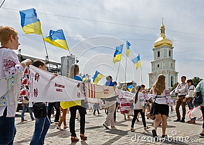 Peaceful parade of the Ukrainian embroideries