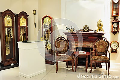 Pendulum clock shop