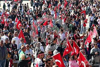 People celebrating the foundation of the Republic of Turkey