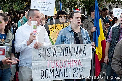 People protesting in Bucharest