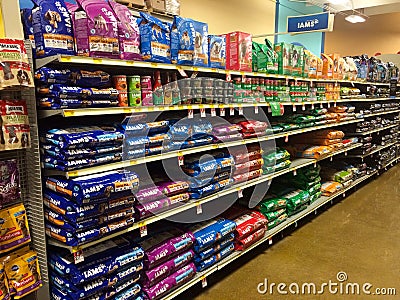 Pet Food at Petsmart Eugene, OR