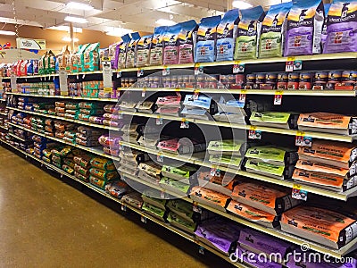 Pet Food at Petsmart Eugene, OR