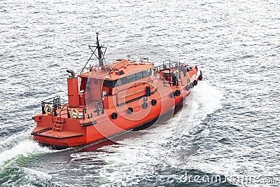 Pilot boat