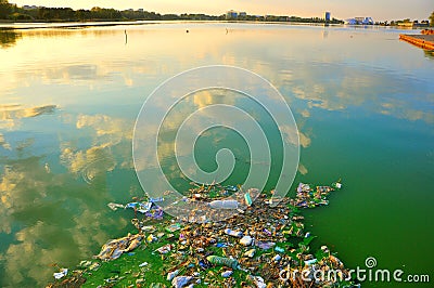 Pollution in the sea water , Romania