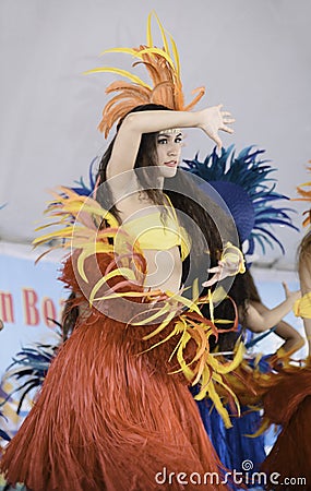 Polynesian dancers