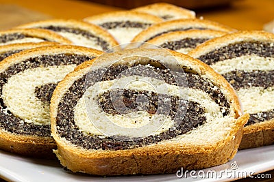 Poppy-seed cake