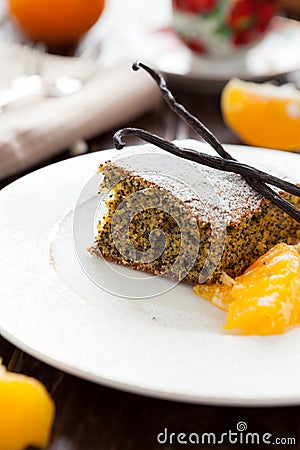 Poppy seed cake with orange juice and vanilla