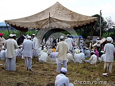 Prayers in Alandi