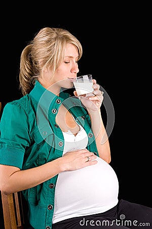 Drinking Milk Pregnant 91