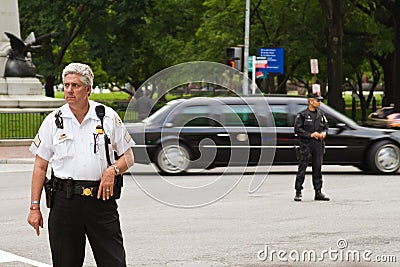 Presidential limo and police