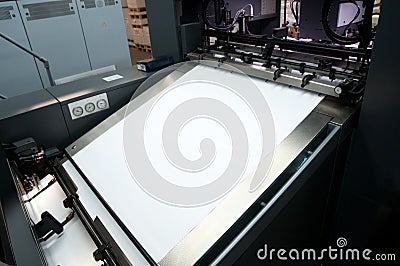 Press printing - Offset machine (detail paper)