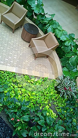 Pretty interior garden design