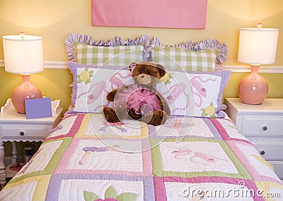 Pretty Pink Toddlers Bedroom
