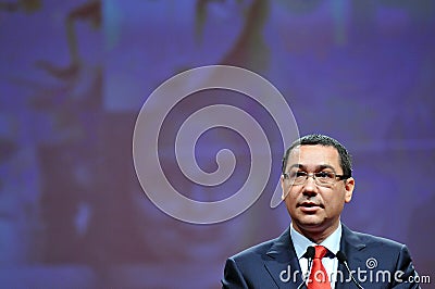 Prime minister of Romania Victor Ponta body language during speech