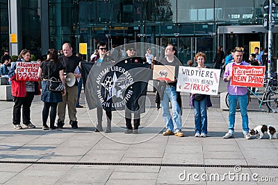 Protest activists Animal Protection Society of Berlin against the use of wild animals in the circus