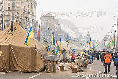 Protesters blocked the main street of Kiev campsite.