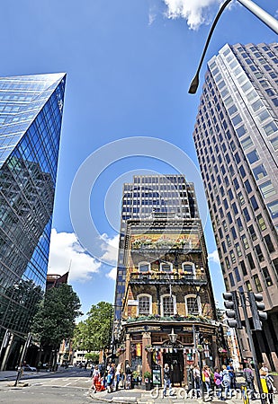 Pub -The Albert in London on Victoria street