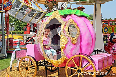 Pumpkin princess fairground ride