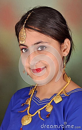 Punjabi girl in side pose