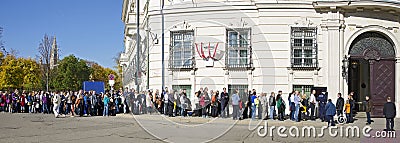 Queue of people in front of the office of the austrian Federal Chancellor