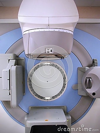 Radiation therapy machine