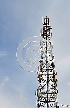 Radio antenna tower