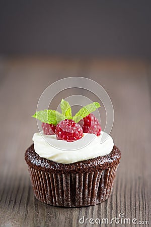 Raspberry chocolate cupcakes