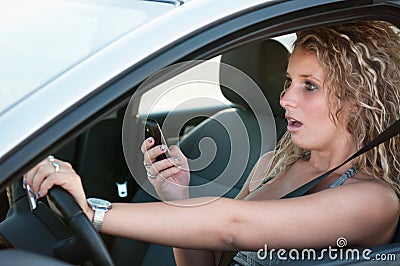Reading SMS while driving car