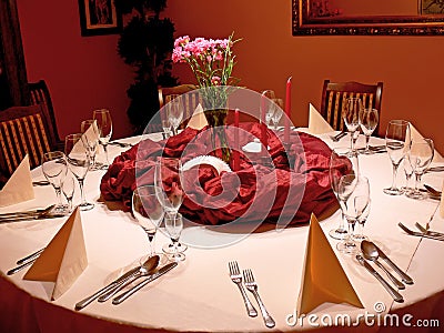 Red dining room