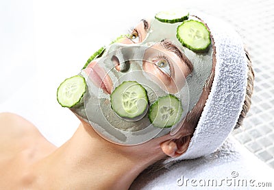 Relaxing green mask