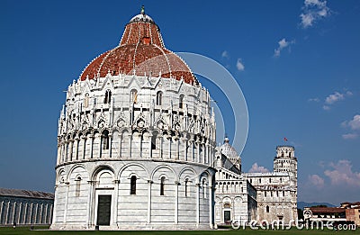 Renaissance buildings and leaning tower of Pisa