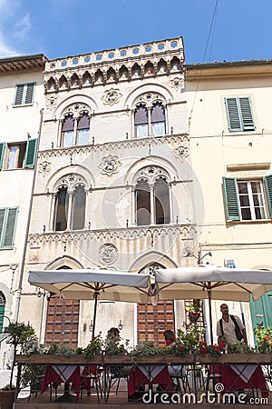 Renaissance Palace in Italy with Restaurant