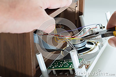 Repairing clock radio