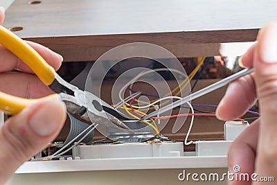 Repairing clock radio