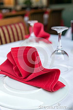 Restaurant. Serve table with dinner set