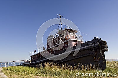Retired+Tugboat+For+Sale The old tug boat that put in years of service is now just sitting on ...