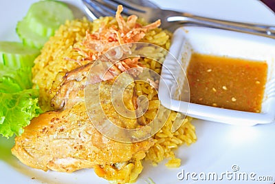 Rice cooked with chicken