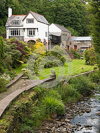 Riverside Country Hotel with Garden